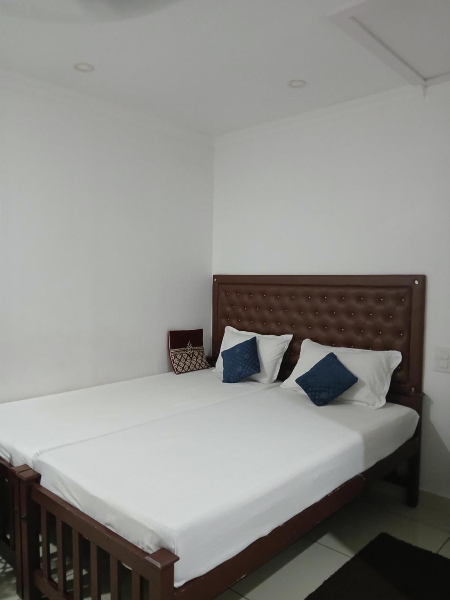 Annies Inn Homestay Коччи Экстерьер фото