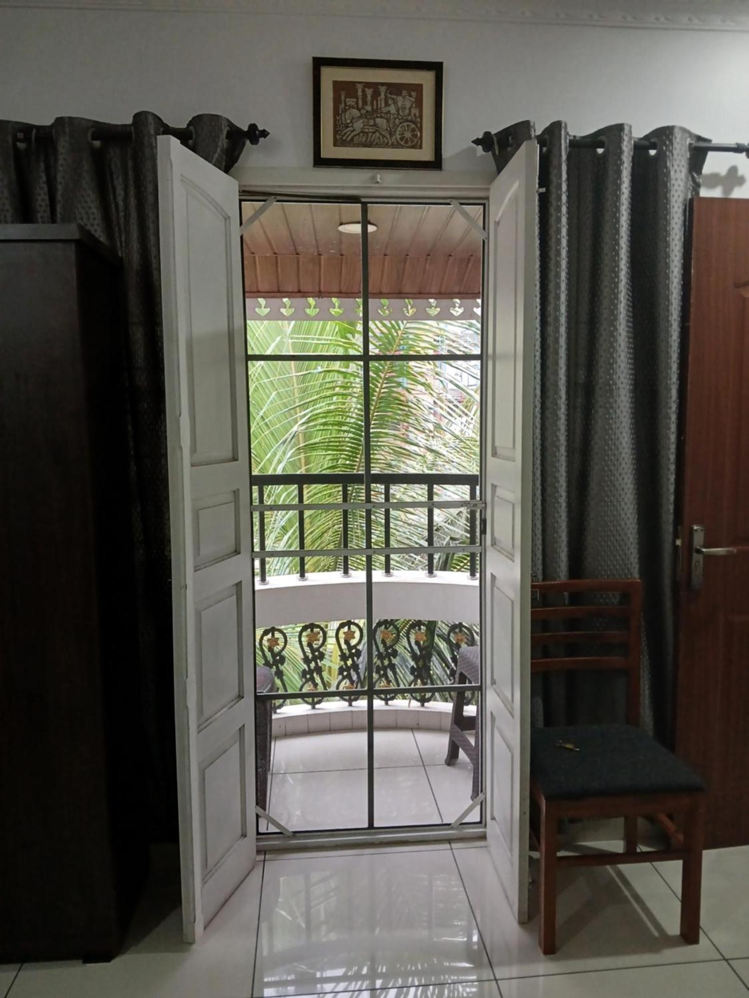 Annies Inn Homestay Коччи Экстерьер фото
