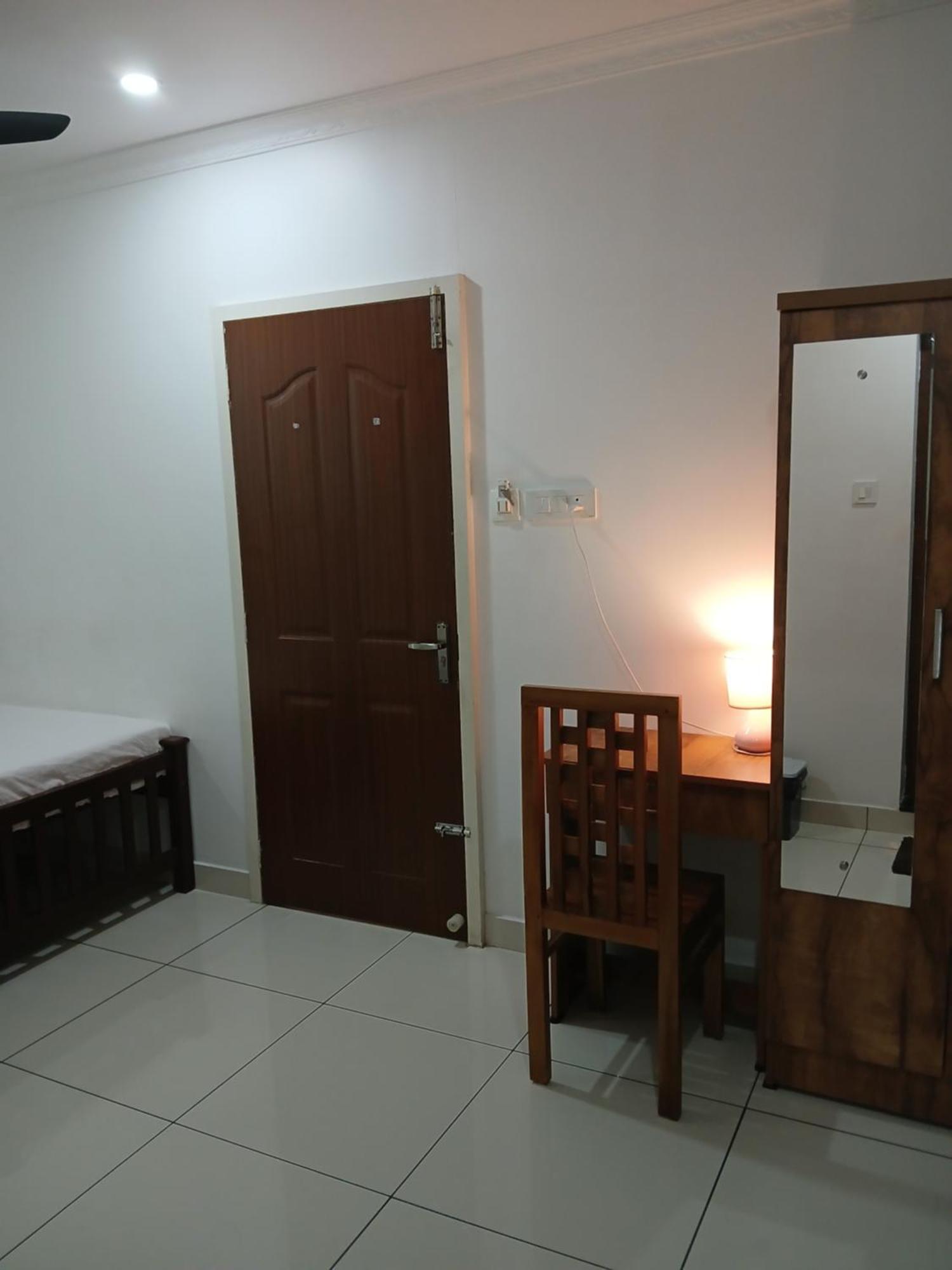 Annies Inn Homestay Коччи Номер фото