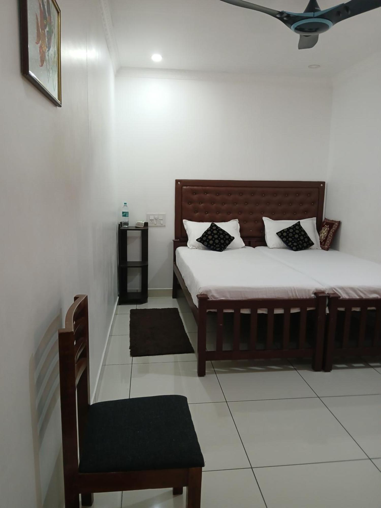 Annies Inn Homestay Коччи Номер фото