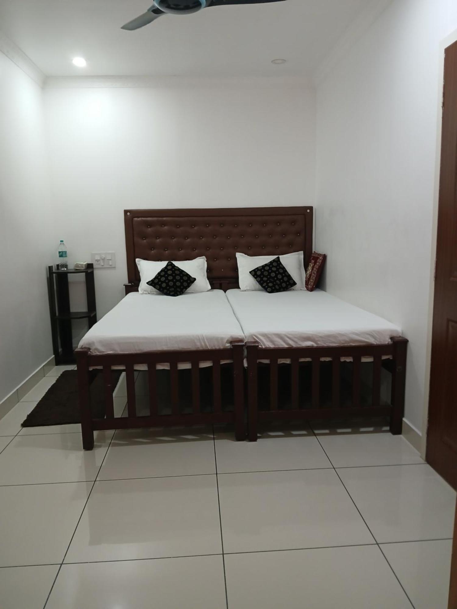 Annies Inn Homestay Коччи Номер фото