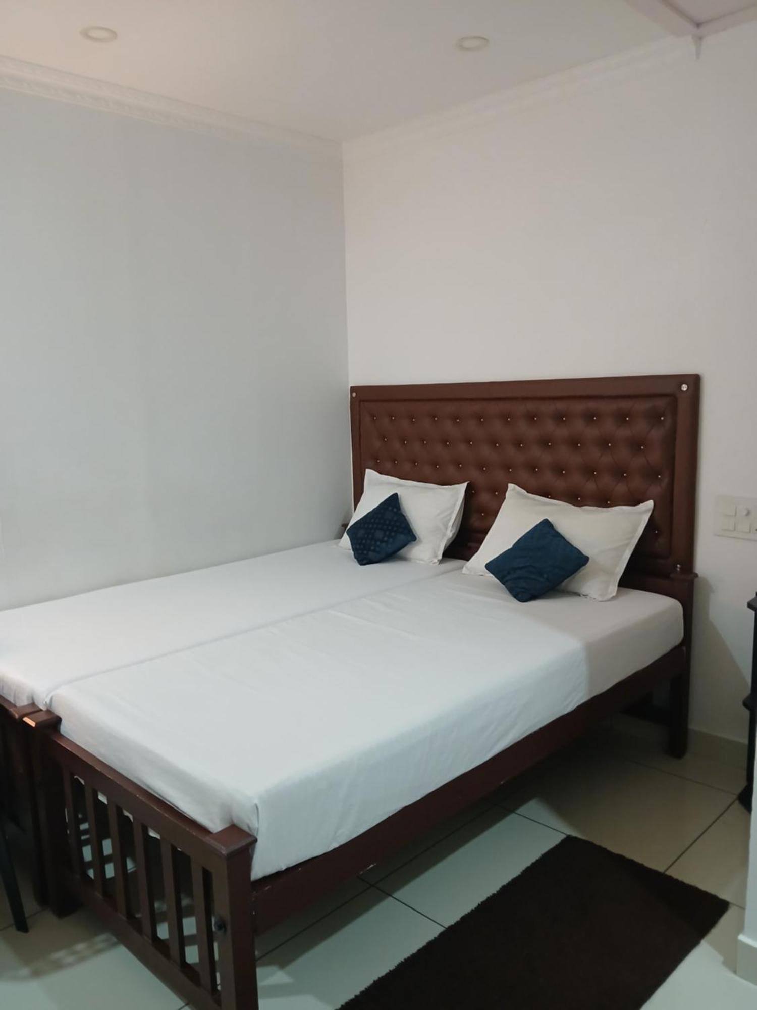 Annies Inn Homestay Коччи Номер фото