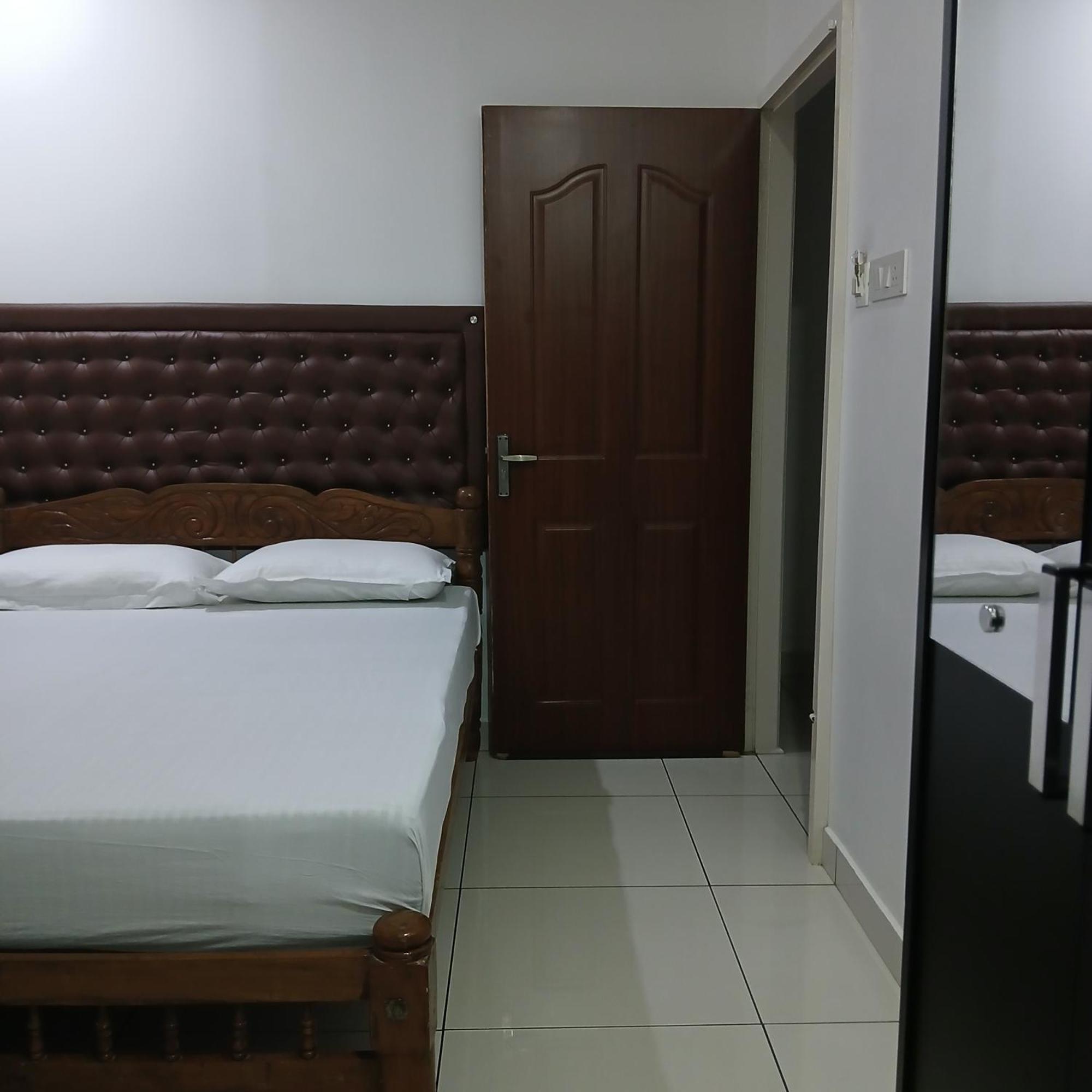 Annies Inn Homestay Коччи Экстерьер фото