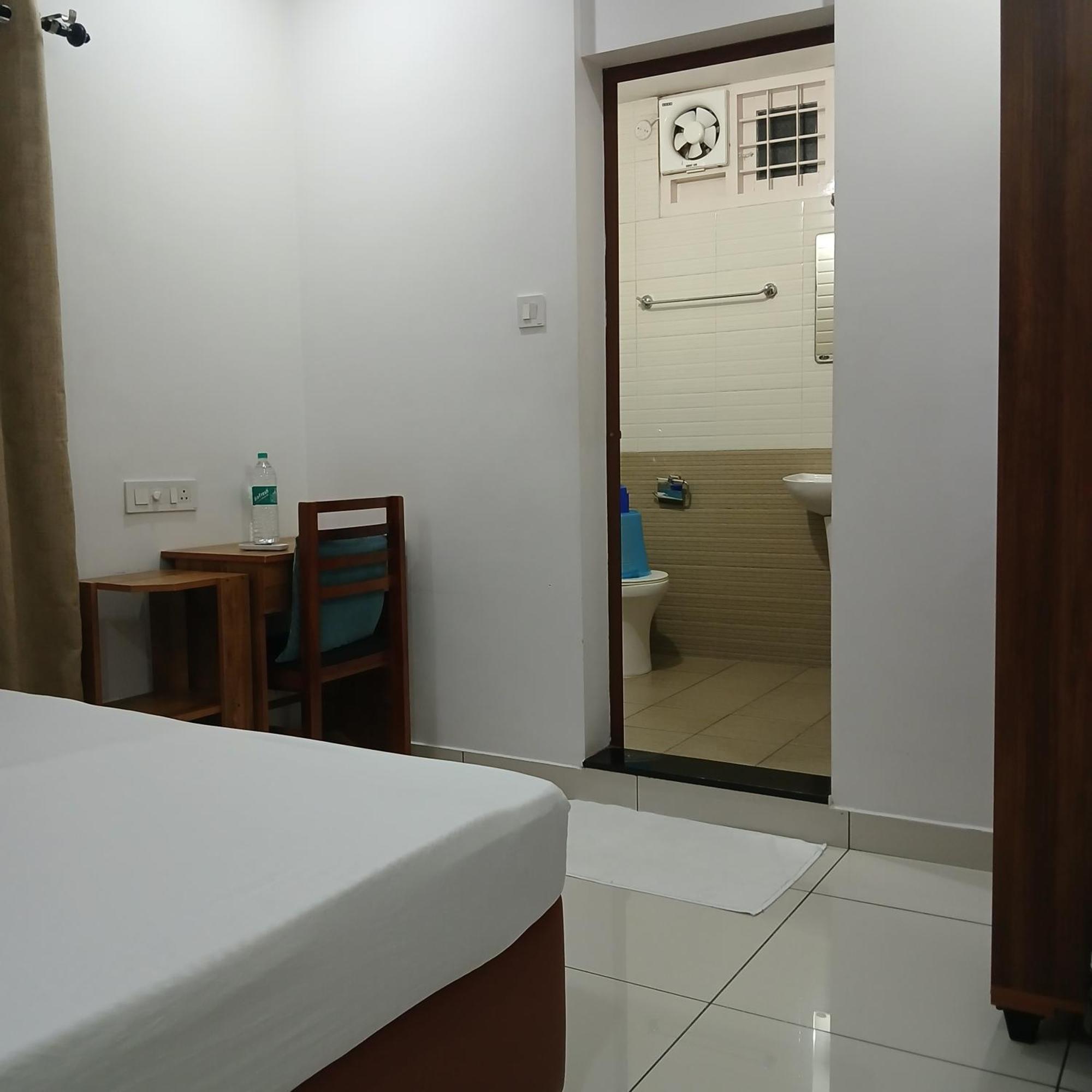 Annies Inn Homestay Коччи Экстерьер фото